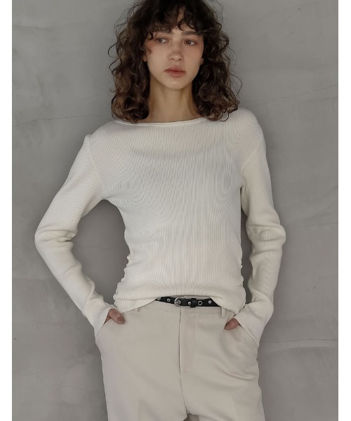 Re:EDIT（リエディ）の「[2025AW COLLECTION][保湿][静電気防止]クルーネックサイドシャーリングリブニットトップス（ニット/セーター・レディース・ブラック/アイボリー/グレイッシュベージュ/チャコールグレー/ブルー/ブラウン/レッド/ラベンダー・MEDIUM/LARGE）」の11枚目の写真