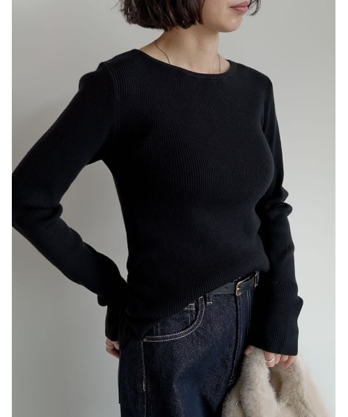 Re:EDIT（リエディ）の「[2025AW COLLECTION][保湿][静電気防止]クルーネックサイドシャーリングリブニットトップス（ニット/セーター・レディース・ブラック/アイボリー/グレイッシュベージュ/チャコールグレー/ブルー/ブラウン/レッド/ラベンダー・MEDIUM/LARGE）」の13枚目の写真