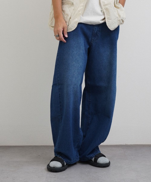 ZIP FIVE（ジップファイブ）の「バレルレッグ バックシャーリング カラーデニム パンツ（デニムパンツ・メンズ・パープル/カーキ系/ベージュ/ブルー/ブラック・SMALL/MEDIUM/LARGE/X-LARGE）」の4枚目の写真