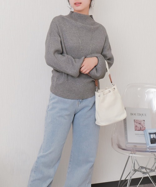 libelle more（リベル モア）の「【洗濯機で洗える】バルーン袖ボトルネックリブニットプルオーバー（ニット/セーター・レディース・レッド/ピンク/オフホワイト/杢グレー/ブラック・M/L）」の6枚目の写真