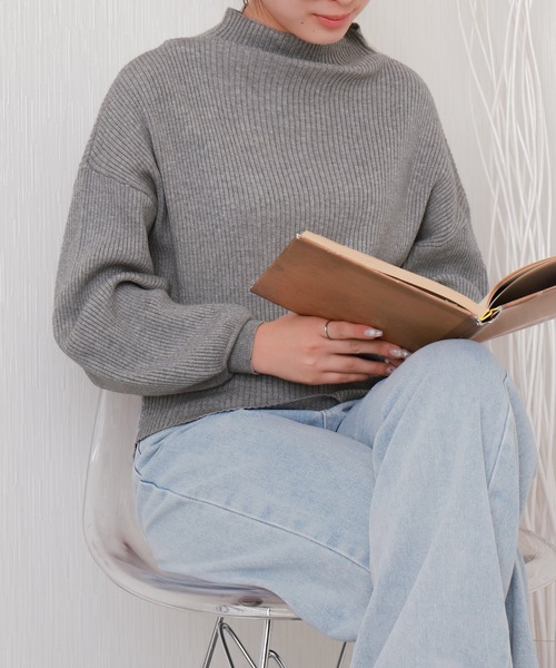 libelle more（リベル モア）の「【洗濯機で洗える】バルーン袖ボトルネックリブニットプルオーバー（ニット/セーター・レディース・レッド/ピンク/オフホワイト/杢グレー/ブラック・M/L）」の9枚目の写真