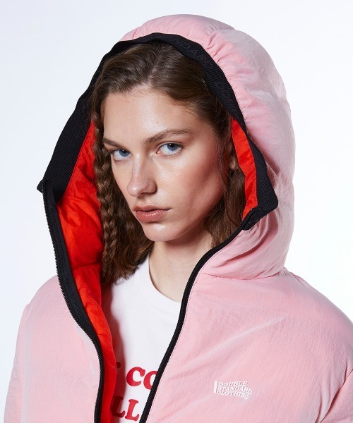 DOUBLE STANDARD CLOTHING（ダブルスタンダードクロージング）の「シアーナイロンダウンジャケット（ダウンジャケット/コート・レディース・パープル/オレンジ・38/36）」の13枚目の写真