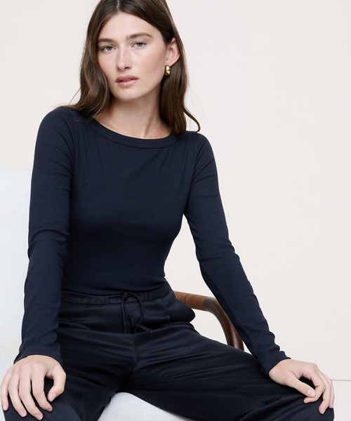 Banana Republic（バナナリパブリック）の「リブ ボートネックTシャツ（Tシャツ/カットソー・レディース・ホワイト/ネイビー/ブラウン・XS/L/M/S）」の3枚目の写真