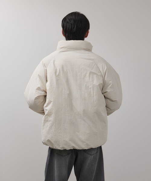 URBAN COLLECTION（アーバンコレクション）の「URBAN COLLECTION ナイロンワッシャー ノンキルト中綿ブルゾン【撥水素材】（ブルゾン・メンズ・ブラック/アイボリー・XL/L/M）」の9枚目の写真