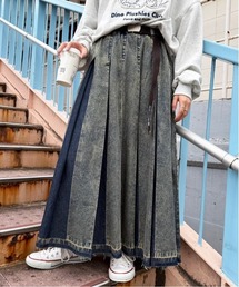 DOUBLE NAME | ケミカルオーバーダイデニムプリーツスカート(デニムスカート)