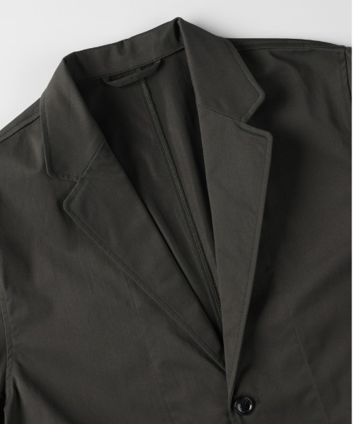 Right-on（ライトオン）の「【Refurbish】ワークルーズ テーラードジャケット(イージーケア/しわになりにくい/軽量/通気性/ポリエステルカルゼ/オンオフ兼用/セットアップ対応)（テーラードジャケット・メンズ・ブラック/ブラウン/カーキブラウン・M/XL/L）」の5枚目の写真
