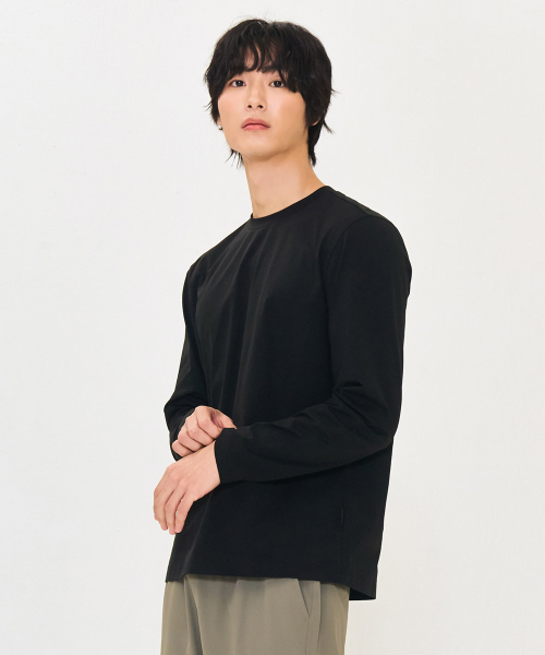 CHASECULT(チェイスカルト)の「男性ソフト長袖Tシャツ-ブラック(Tシャツ/カットソー・メンズ・ブラック・100/110/95/105)」の2枚目の写真