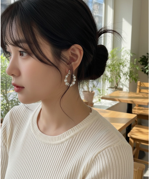 Burner(バーナー)の「【Sonu jewelry(ソヌジュエリー)】メタル×パール調フープピアス oku-pier20-8【RBTS】(ピアス(両耳用)・レディース・シルバー・FREE)」の4枚目の写真