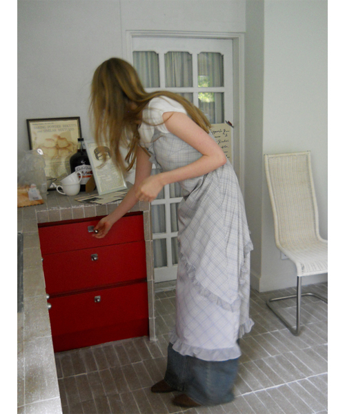 ETMON(エトモン)の「Slip Check Frill Dress, Khaki Grey(ワンピース・レディース・その他・F)」の2枚目の写真