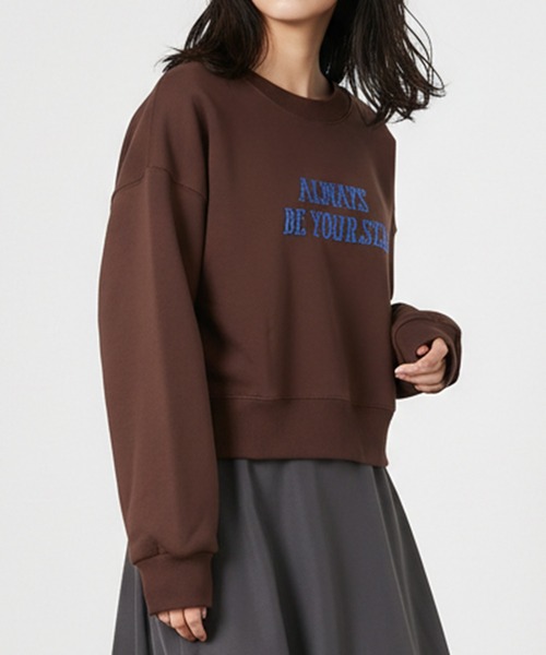 Muscat（マスカット）の「ビーズロゴ刺繍ショートプルオーバー（スウェット・レディース・サンドベージュ/ダークブラウン/ブラック・F）」の13枚目の写真