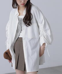 FREE'S MART（フリーズマート）の「袖シャーリングオーバーシャツ（シャツ/ブラウス・レディース）」