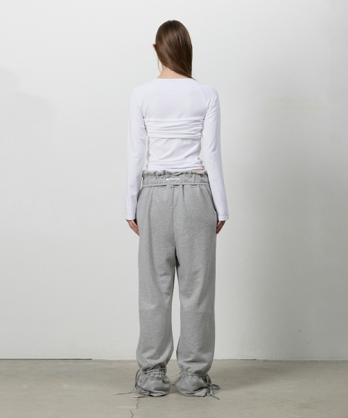 THREE TO EIGHTY（スリートゥエイティー）の「FOLD STRING SHIRRING PANTS M.GREY（スウェットパンツ・レディース・その他・FREE）」の3枚目の写真