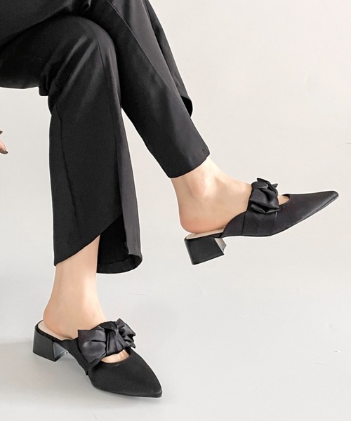 Shoes in Closet（シューズインクローゼット）の「軽量 ポインテッド ワイドヒール サテン リボン ミュール 2489（パンプス・レディース・ブラック/ライトベージュ/ピンク系その他・S/M/L/LL）」の5枚目の写真