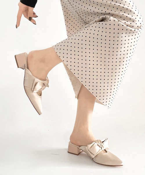 Shoes in Closet（シューズインクローゼット）の「軽量 ポインテッド ワイドヒール サテン リボン ミュール 2489（パンプス・レディース・ブラック/ライトベージュ/ピンク系その他・S/M/L/LL）」の21枚目の写真