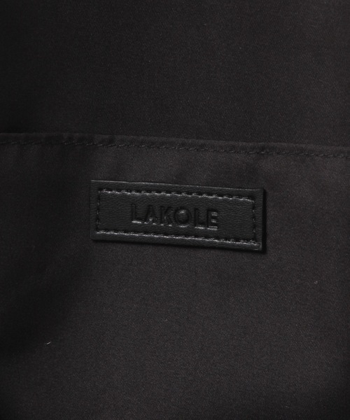 LAKOLE（ラコレ）の「フェイクレザー縦長切替ボディバッグ / 622488（ボディバッグ/ウエストポーチ・メンズ・グレー/ブラック・FREE）」の18枚目の写真