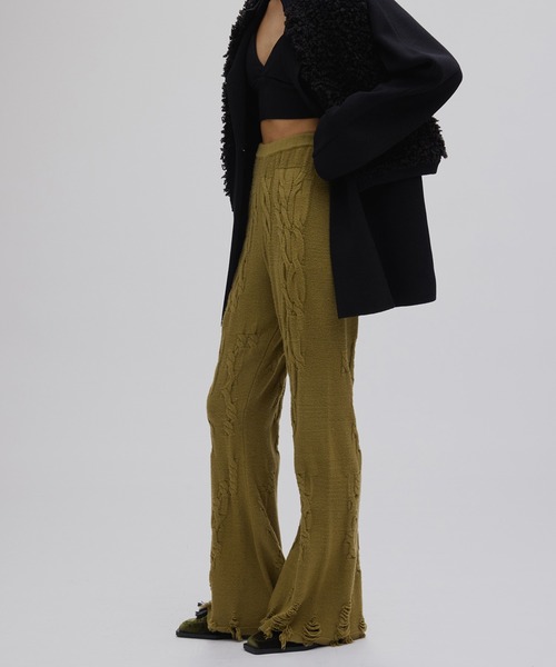 Ameri(アメリ)の「UND RANDOM CABLE KNIT PANTS(その他パンツ・レディース・アイボリー/ブラック/カーキ・SMALL/MEDIUM)」の4枚目の写真