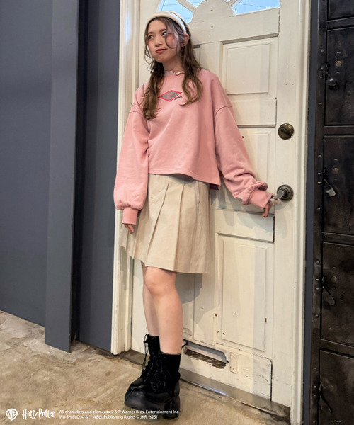 DOUBLE NAME（ダブルネーム）の「【Harry Potter】ハニーデュークス バックプリントプルオーバー（その他トップス・レディース・オフホワイト/ピンク・FREE）」の18枚目の写真