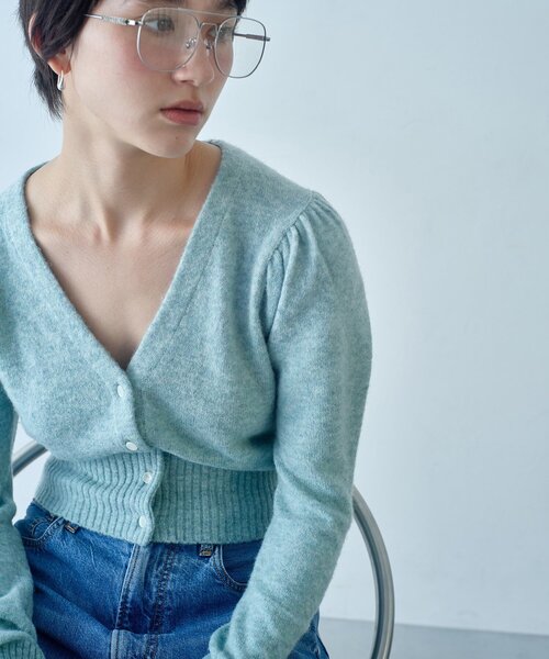 CODE A（コードエー）の「M cloudy puff cardigan（カーディガン/ボレロ・レディース・オフホワイト/ブラック/ライトブルー・00）」の10枚目の写真