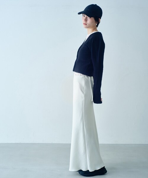 CODE A（コードエー）の「M cloudy puff cardigan（カーディガン/ボレロ・レディース・オフホワイト/ブラック/ライトブルー・00）」の14枚目の写真