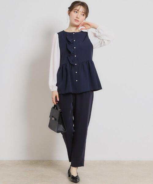 couture brooch（クチュールブローチ）の「【ハレの日・通勤】フリルドッキング ペプラムブラウス（シャツ/ブラウス・レディース・ナチュラル/ネイビー・40/38/36/42）」の16枚目の写真