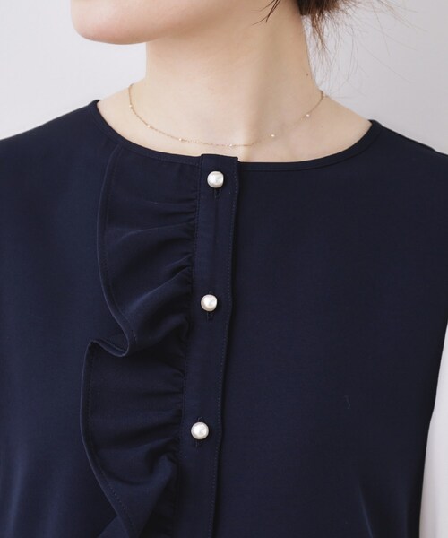 couture brooch（クチュールブローチ）の「【ハレの日・通勤】フリルドッキング ペプラムブラウス（シャツ/ブラウス・レディース・ナチュラル/ネイビー・40/38/36/42）」の5枚目の写真