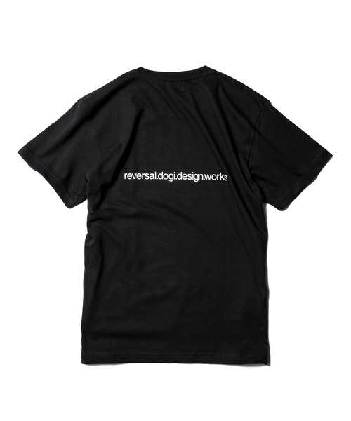 reversal.dogi.design.works(リバーサル・ドーギ・デザイン・ワークス)の「<reversal/リバーサル>BIG MARK COTTON TEE(Tシャツ/カットソー・メンズ・ブラック/アッシュグレー/ホワイト・XX-LARGE/LARGE/MEDIUM/SMALL/X-LARGE)」の5枚目の写真