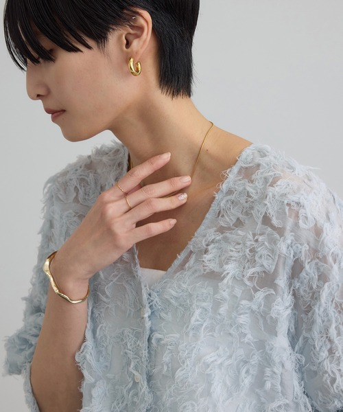 SALON adam et rope'(サロン アダム エ ロペ)の「モチーフカットジャガードブラウス(シャツ/ブラウス・レディース・サックスブルー/ブラック/オフホワイト・FREE)」の17枚目の写真