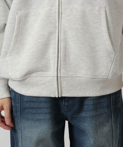 LAKOLE（ラコレ）の「オバケ裏毛ZIPパーカー / 633256（パーカー・メンズ・ホワイト/ネイビー/ブラック・MEDIUM/LARGE）」の8枚目の写真