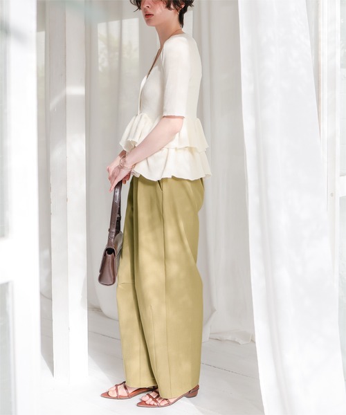 titivate（ティティベイト）の「カーブシルエットスラックスパンツ（その他パンツ・レディース・グレー/ベージュ/ブラック/アイボリー・SP/L/M/S）」の12枚目の写真