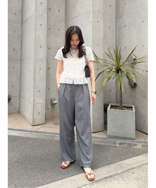 titivate(ティティベイト)の「カーブシルエットスラックスパンツ(その他パンツ・レディース・グレー/ベージュ/ブラック/アイボリー・SP/L/M/S)」の9枚目の写真