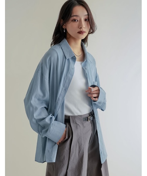 Re:EDIT（リエディ）の「[2026S/S COLLECTION]シアーデニムシャツ（シャツ/ブラウス・レディース・サックスブルー/ネイビー・MEDIUM/LARGE）」の5枚目の写真