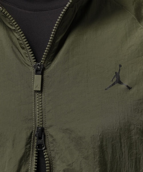 JORDAN BRAND(ジョーダンブランド)の「ジョーダン ジョーダン SPRT CLSSC ジャケット(ナイロンジャケット・メンズ・カーキ・S/M/L/XL/2XL/SS/3XL)」の7枚目の写真