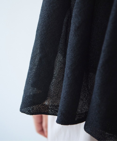 yuni（ユニ　）の「12G和紙/Polyester tiered knit vest（ベスト・レディース・ブラック/グレー/アイボリー・FREE）」の18枚目の写真