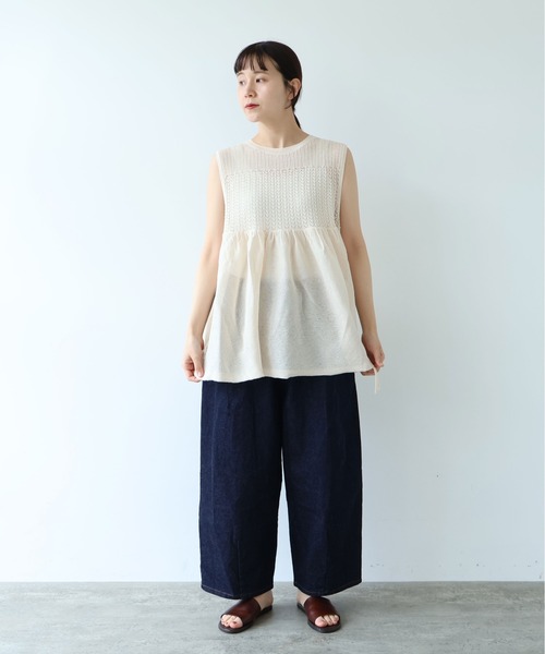 yuni（ユニ　）の「12G和紙/Polyester tiered knit vest（ベスト・レディース・ブラック/グレー/アイボリー・FREE）」の21枚目の写真