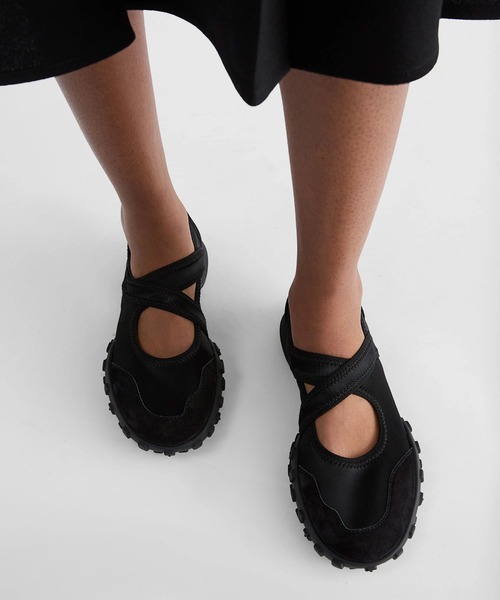 JIL SANDER(ジルサンダー)の「SNEAKER(スリッポン・レディース・ブラック・36/35/39/38/37)」の2枚目の写真