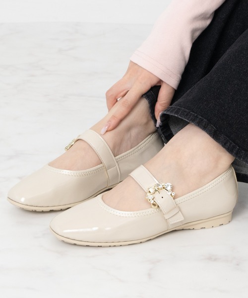 Bridget Birkin(ブリジットバーキン)の「【Bridget Birkin Walk】ビジューメリージェーンパンプス(565241)(パンプス・レディース・ベージュ系その他/グレー系その他/ブラック系その他・23/23.5/24/22.5/24.5)」の3枚目の写真