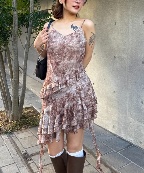 SPIRALGIRL（スパイラルガール）の「ティアードデザインイレヘムキャミワンピース（ワンピース・レディース・ブラウン/イエロー・FREE）」の14枚目の写真