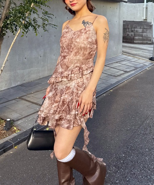 SPIRALGIRL（スパイラルガール）の「ティアードデザインイレヘムキャミワンピース（ワンピース・レディース・ブラウン/イエロー・FREE）」の15枚目の写真