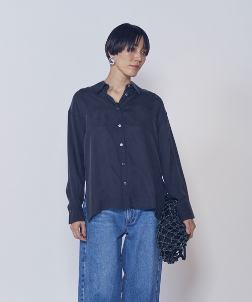 1er Arrondissement(プルミエアロンディスモン)の「【新色】キュプラフィブリルレギュラーカラーシャツ(シャツ/ブラウス・レディース・カーキ/ブラウン系その他4・36/38)」の1枚目の写真