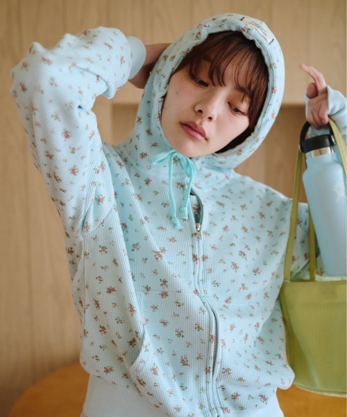 common gull products.（コモンガルプロダクツ）の「小さなお花畑の