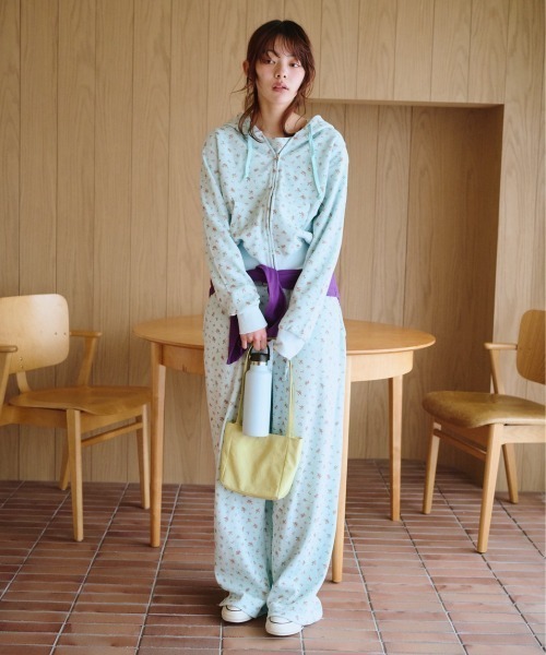 common gull products.（コモンガルプロダクツ）の「小さなお花畑の