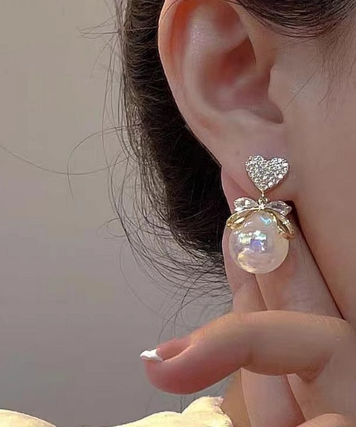 Feliz(フェリス)の「ビジュー×パールピアスアソート(ピアス(両耳用)・レディース・カリビアンブルー/その他3/その他2/その他1/その他4・FREE)」の10枚目の写真