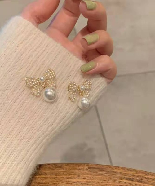 Feliz(フェリス)の「ビジュー×パールピアスアソート(ピアス(両耳用)・レディース・カリビアンブルー/その他3/その他2/その他1/その他4・FREE)」の15枚目の写真