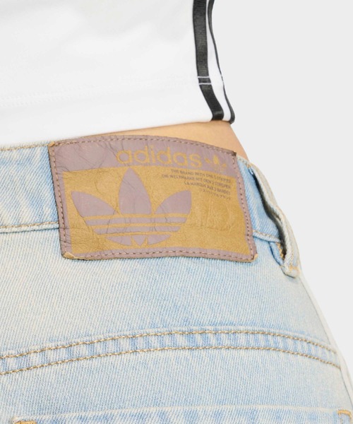 adidas（アディダス）の「adidas/アディダス adidas VINTAGE DAD JEANS ヴィンテージ サイドライン テーパード オーバーサイズ デニムパンツ 2026年春夏（デニムパンツ・レディース・ブルー/ライトブルー・24inch/25inch/26inch/27inch/28inch/29inch/30inch）」の12枚目の写真