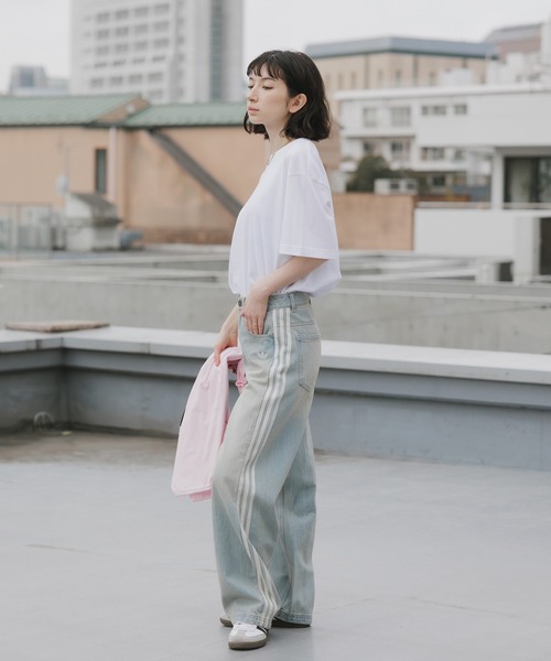 adidas（アディダス）の「adidas/アディダス adidas VINTAGE DAD JEANS ヴィンテージ サイドライン テーパード オーバーサイズ デニムパンツ 2026年春夏（デニムパンツ・レディース・ブルー/ライトブルー・24inch/25inch/26inch/27inch/28inch/29inch/30inch）」の13枚目の写真