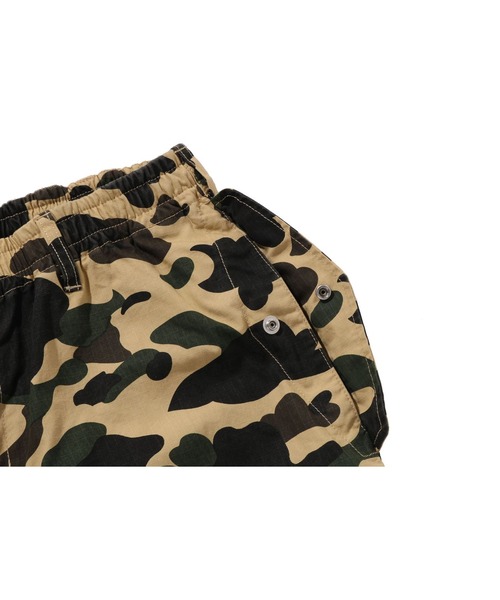 A BATHING APE(アベイシングエイプ)の「1ST CAMO RIPSTOP CARGO SHORTS(カーゴパンツ・メンズ・イエロー・X-LARGE/MEDIUM/SMALL/LARGE/XX-LARGE)」の4枚目の写真