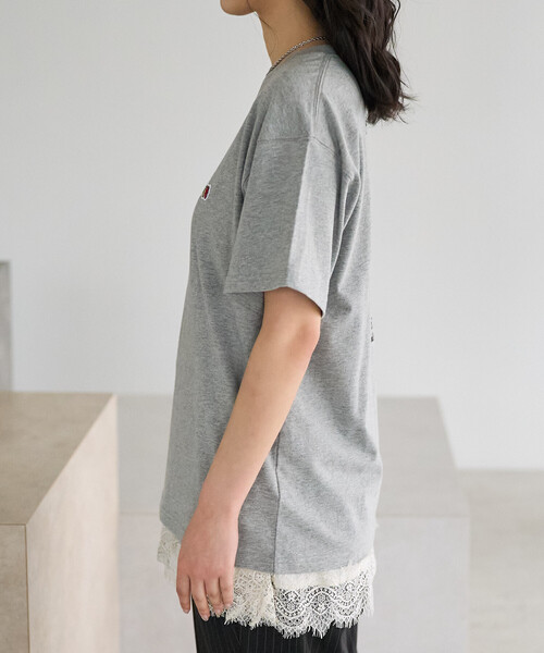FREAK'S STORE(フリークスストア)の「FRUIT OF THE LOOM × FREAK'S STORE/フルーツオブザルーム 別注 ラズベリープリント ビッグシルエットTシャツ(Tシャツ/カットソー・レディース・オフホワイト/ライトグレー/ブラック・フリ-)」の22枚目の写真
