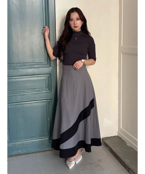 MERCURYDUO(マーキュリーデュオ)の「バイカラーフレアスカート(スカート・レディース・グレー/ベージュ・MEDIUM/SMALL)」の19枚目の写真