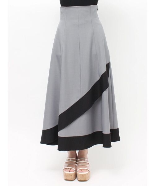 MERCURYDUO（マーキュリーデュオ）の「バイカラーフレアスカート（スカート・レディース・グレー/ベージュ・MEDIUM/SMALL）」の6枚目の写真