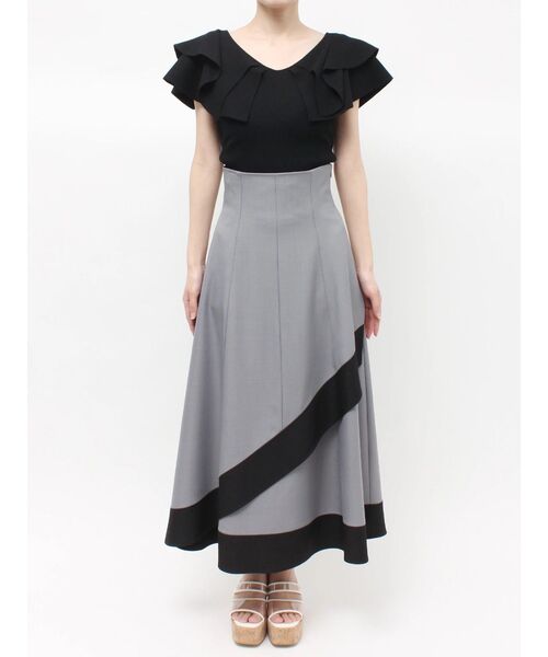 MERCURYDUO（マーキュリーデュオ）の「バイカラーフレアスカート（スカート・レディース・グレー/ベージュ・MEDIUM/SMALL）」の12枚目の写真